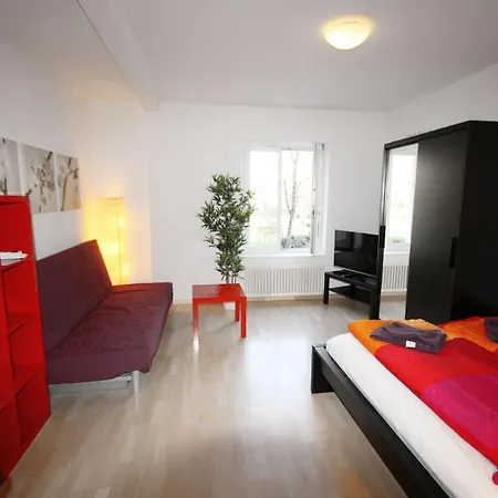 Hitrental Stauffacher * ציריך