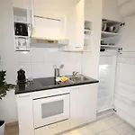 Hitrental Stauffacher Apartment Zurich