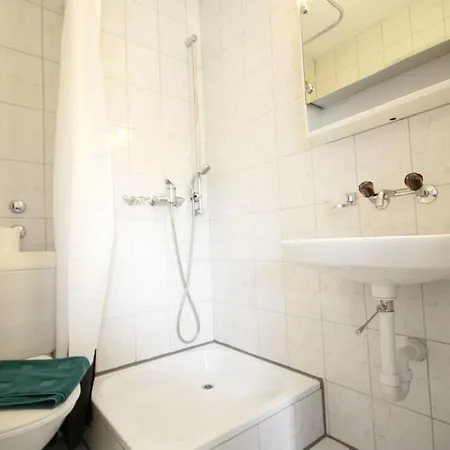 Hitrental Stauffacher Apartment Zurich