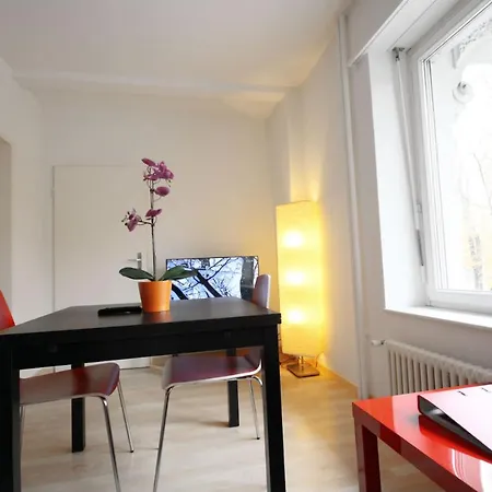 Apartment Hitrental Stauffacher Zurich