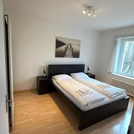 Hitrental Stauffacher Διαμέρισμα *