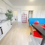 Apartman Hitrental Stauffacher *