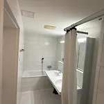 Hitrental Stauffacher Apartman Zürich