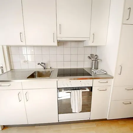 Hitrental Stauffacher شقة