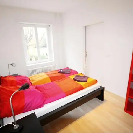 Hitrental Stauffacher Apartman Zürich