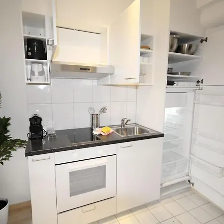 Hitrental Stauffacher شقة زيورخ