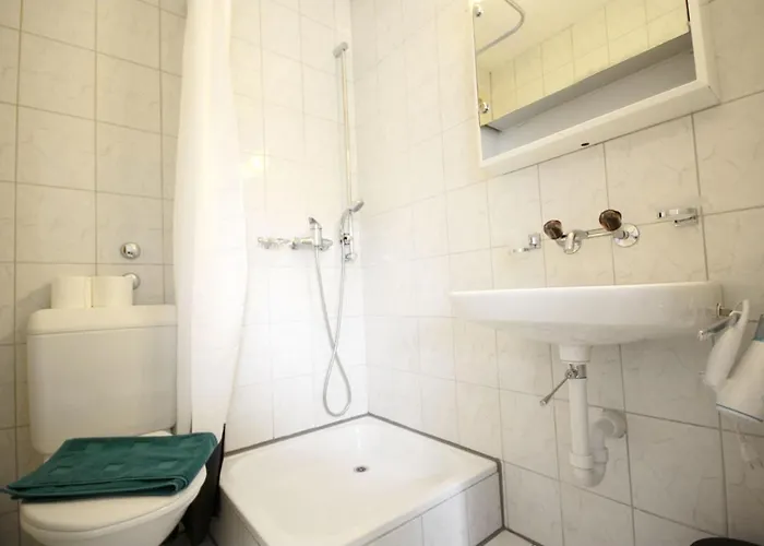 Hitrental Stauffacher Apartment Zurich