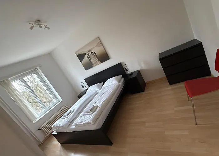 Hitrental Stauffacher Apartment Zurich